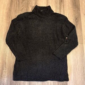 🗽New York & Co🗽 Black Turtleneck Tunic Sweater